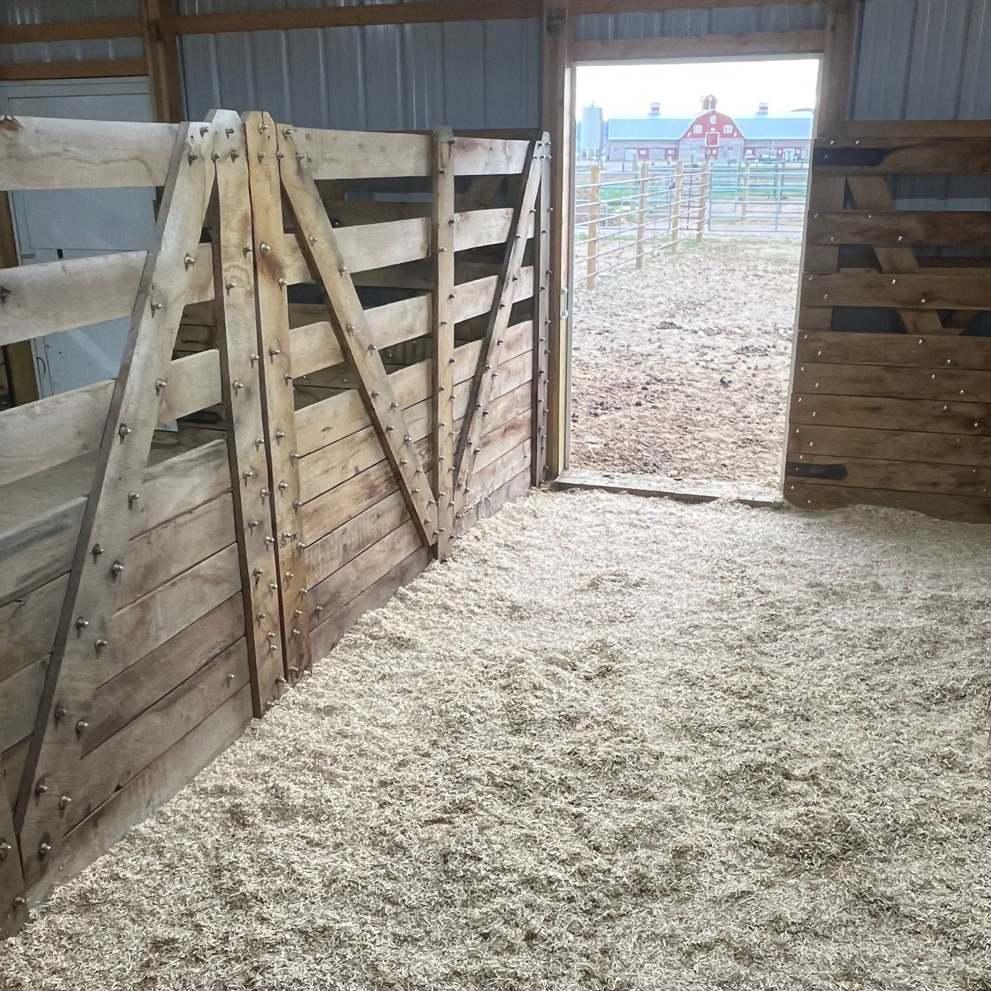 Large Animal Hemp Bedding - Wyoming Hemp Company